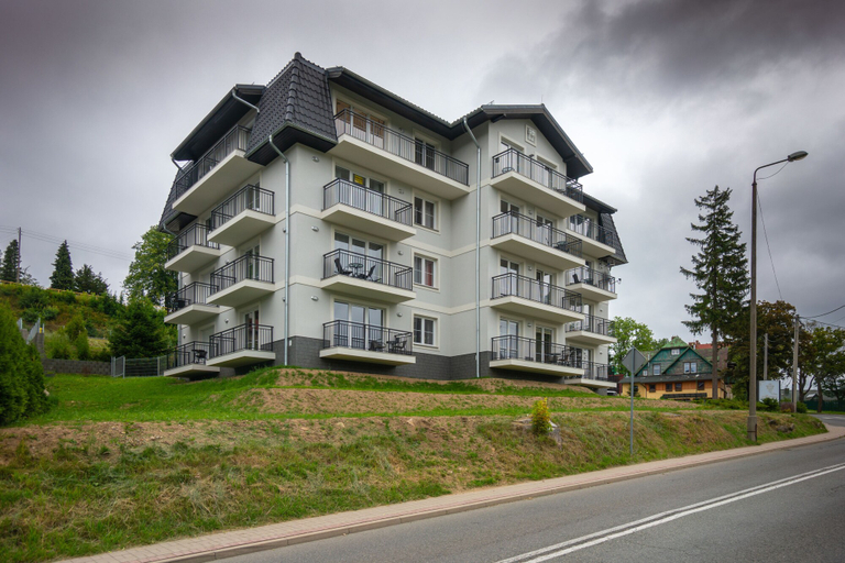 Exterior & Views 2, RentPlanet - Apartamenty Dworcowa, Jelenia Góra