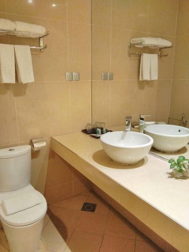 Bathroom 4, Courtyard Hotel 1Borneo, Kota Kinabalu