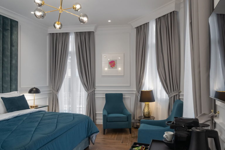 Bedroom 3, Praxitelous Luxury Suites, Attica