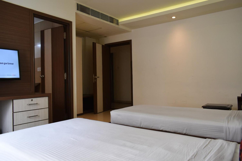 Bedroom 2, Hotel South Regency, Ernakulam