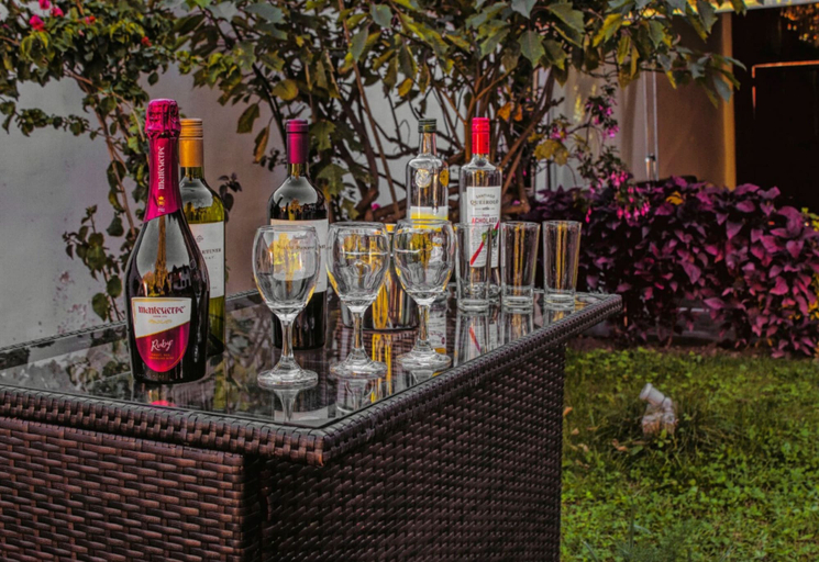 Food & Drinks 5, RHOUSE Calca, Calca