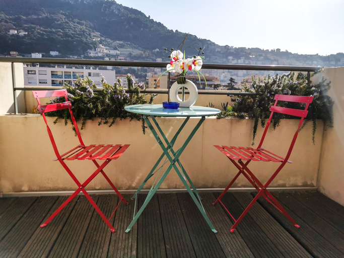 Others 5, Esatitude Hôtel, Alpes-Maritimes