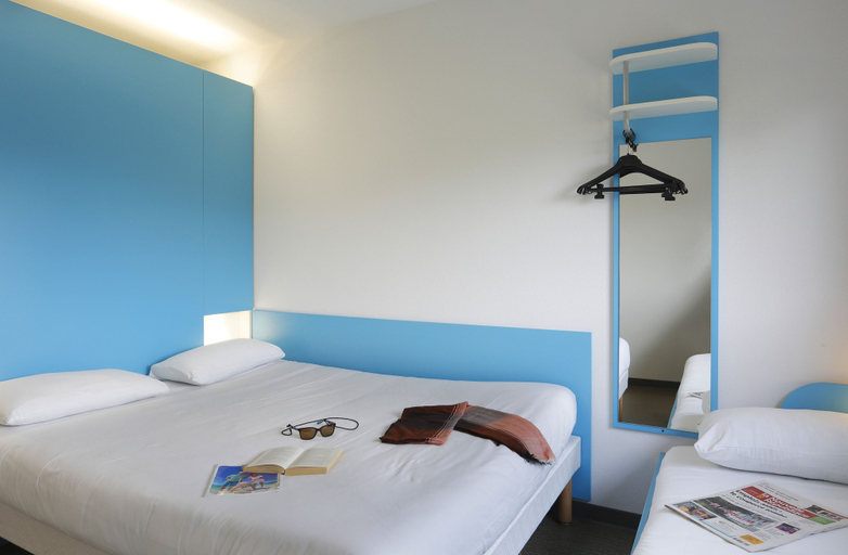 Bedroom 3, First Inn Hotel Blois, Loir-et-Cher