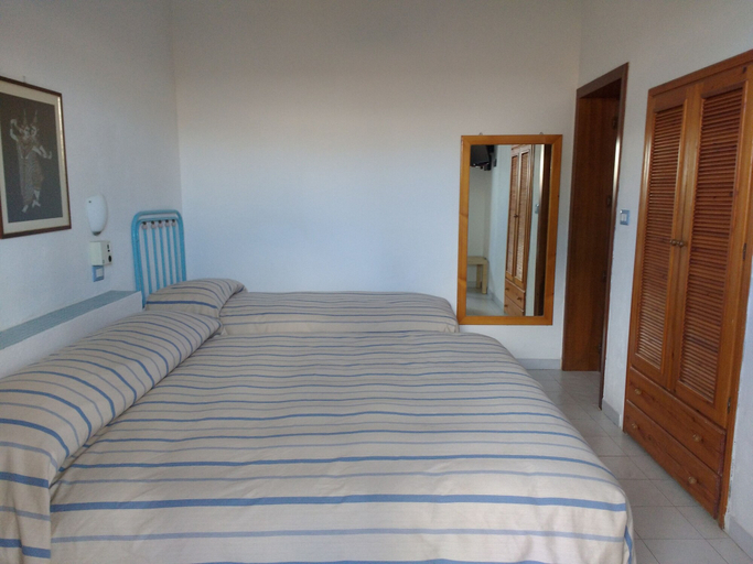 Bedroom 3, La Giara Vulcano, Messina