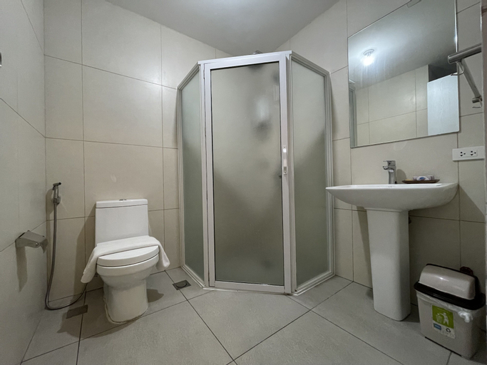 Bedroom 5, Cedar Peak Condominium by Tripsters Hub, Baguio City