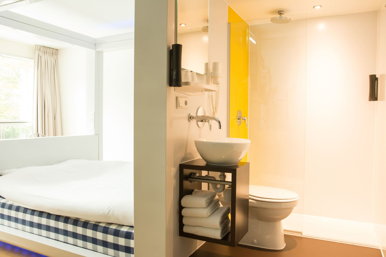 Bedroom 3, Qbic Hotel Amsterdam WTC, Amsterdam