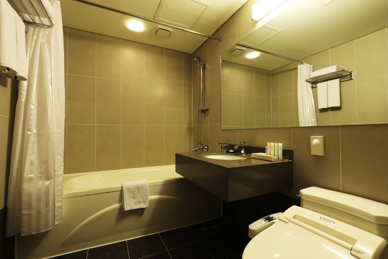 Bathroom 4, Bridge Hotel Incheon Songdo, Yeonsu
