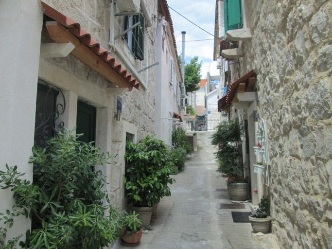 Exterior & Views 2, Cozy En-suite Rm on Dumanica, Split