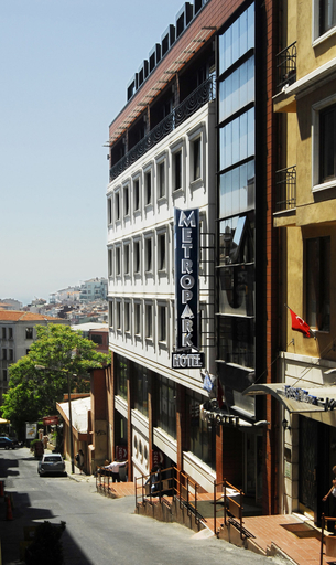 Exterior & Views 2, Taksim Metropark Hotel, Beyoğlu