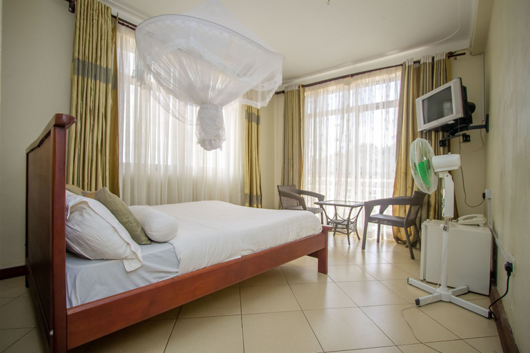 Bedroom 2, Tiptone Hotel, Kampala