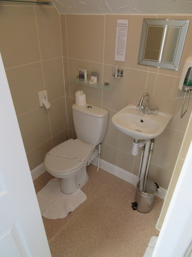 Bathroom 4, Beaumont House, Norfolk