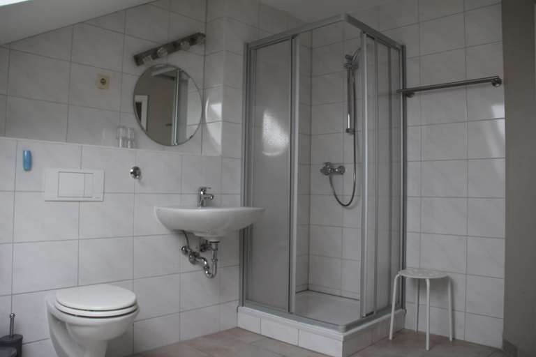 Bathroom 5, Check Inn Hotel, Saalekreis