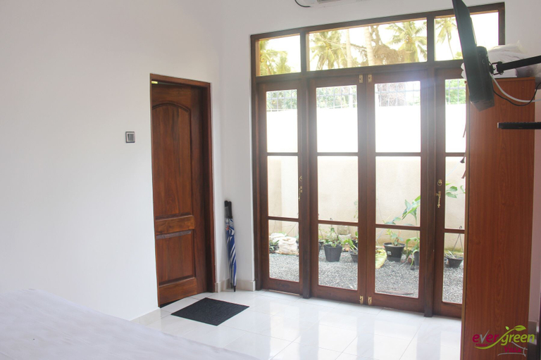 Others 5, Ever Green Villa, Negombo