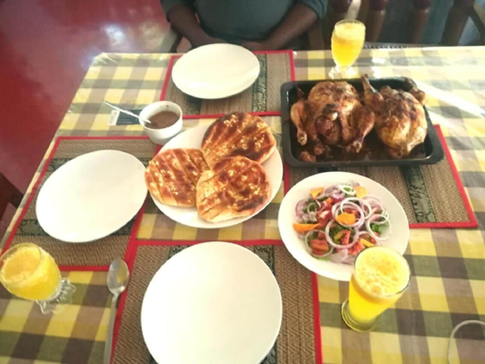 Food & Drinks 5, Mala's Home Stay, Manmunai North