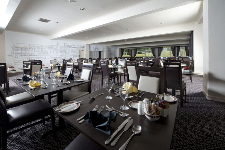Food & Drinks 5, The Caledonian Island Hotel, Isle of Wight