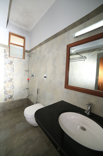 Bathroom 5, Hotel Gorbandh Mount Abu, Sirohi