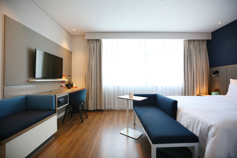 Bedroom 5, Holiday Inn Express CHENGDU NORTH RAILWAY STATION by IHG, Chengdu
