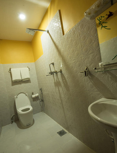 Bathroom, Paradise Villa Nagarkot, Bagmati