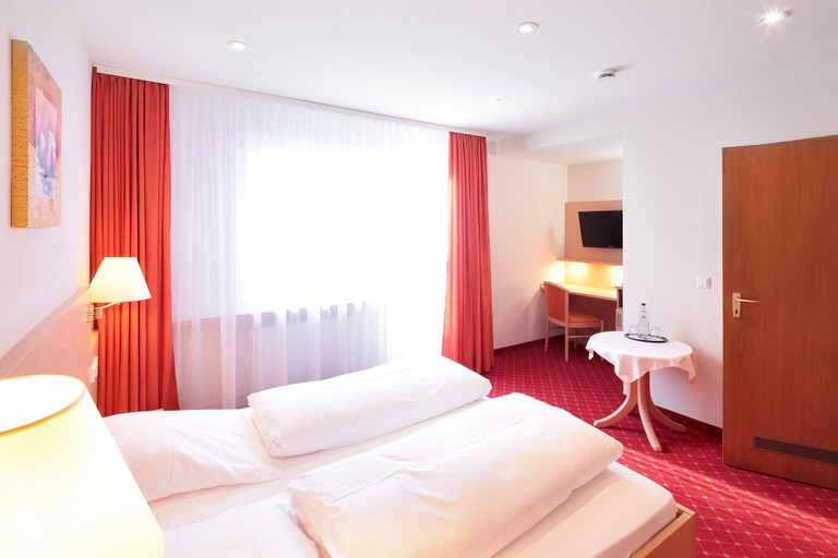 Bedroom 3, Hotel Waldeck, Breisgau-Hochschwarzwald