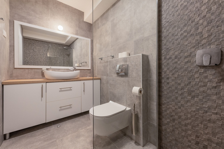 Bathroom 3, Aparthotel Plat, Zadar