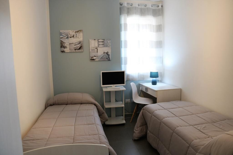 Bedroom 4, B&B Al Porticciolo, Trapani