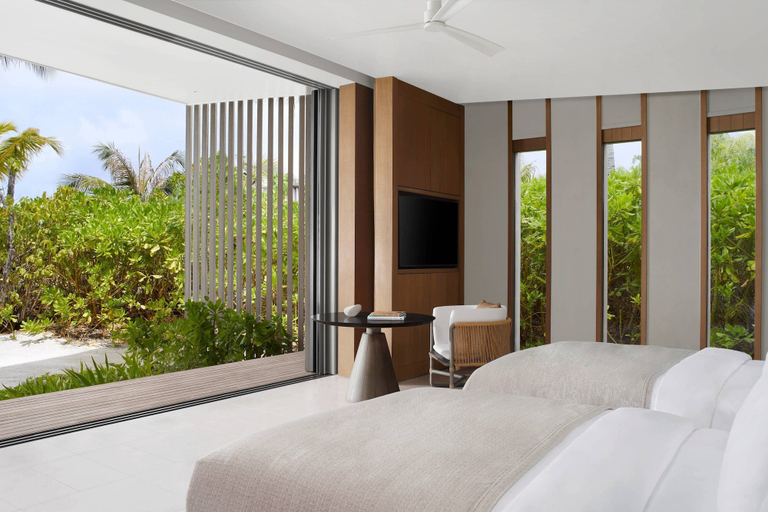 Bedroom 4, The Ritz-Carlton Maldives, Fari Islands, Kaafu Atoll
