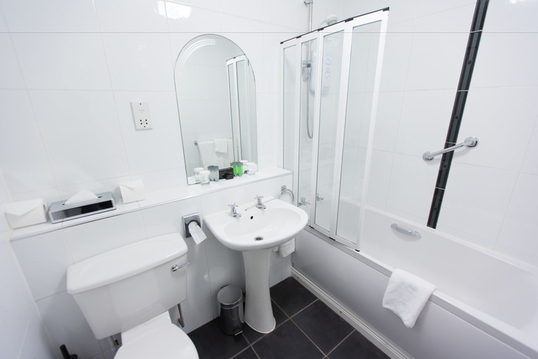 Bathroom 5, The Malone Hotel, Belfast