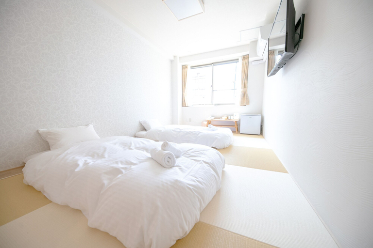 Bedroom 3, Dotonbori Shinsaibashi Hotel, Osaka