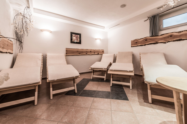 Bedroom 2, Ferienhof Oberreit, Zell am See