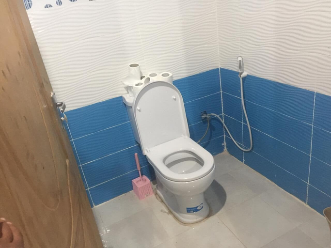 Bathroom 4, Wadi Rum Desert Adventures, Aqaba