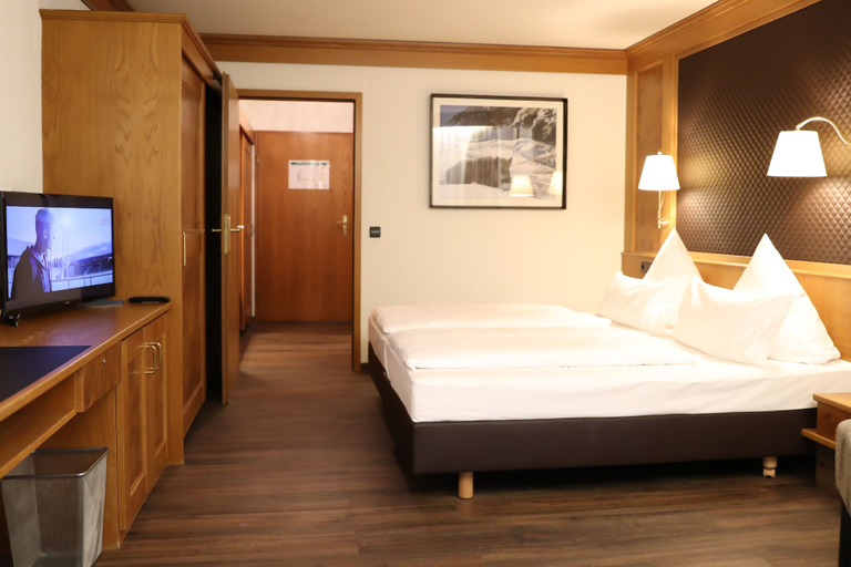 Bedroom 2, Waldhotel Luise, Freudenstadt