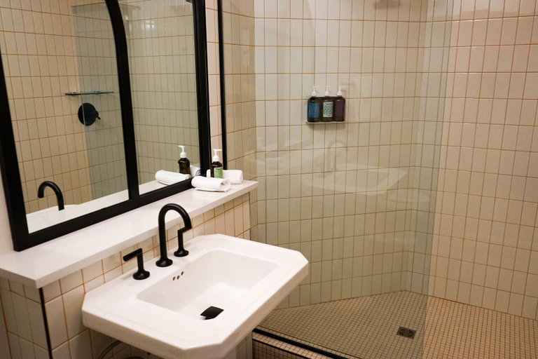 Bathroom 5, The Russell Nashville, Davidson