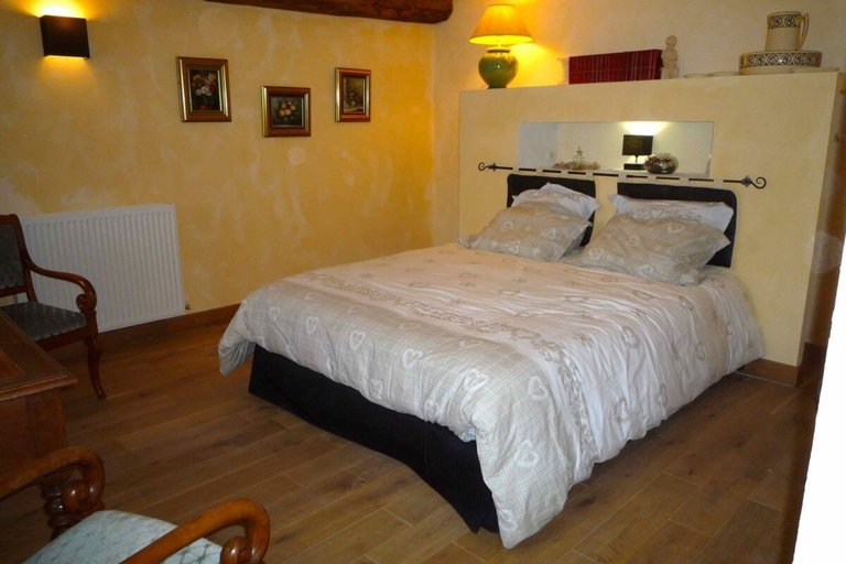 Bedroom 3, La Ferme Pateli, Meuse