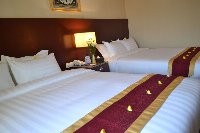 Bedroom 3, Hotel Broadway Yangon, Yangon
