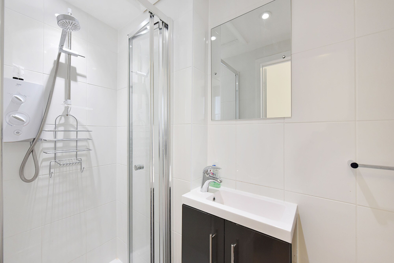 Bathroom, Blandford Street Apartments, London
