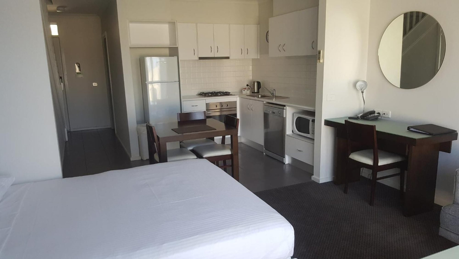 Bedroom 3, Quest Sanctuary Lakes, Melbourne