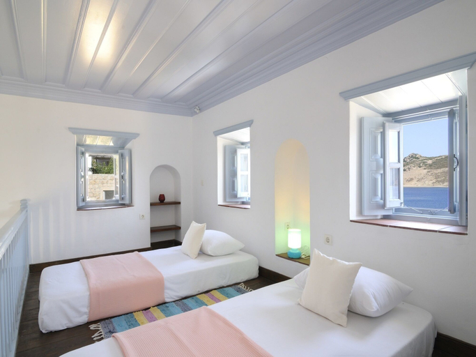 Bedroom 4, Onar, South Aegean