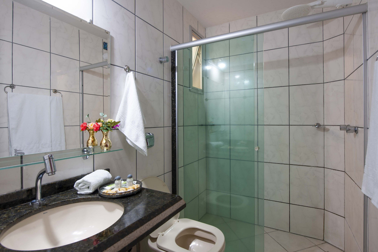 Bathroom 4, Hotel Portal da Lua, Anchieta