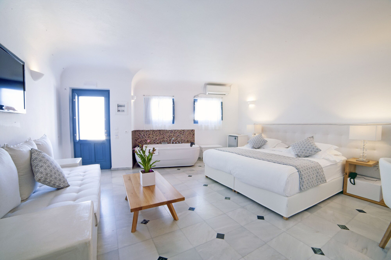 Bedroom 3, Anteliz Suites, South Aegean