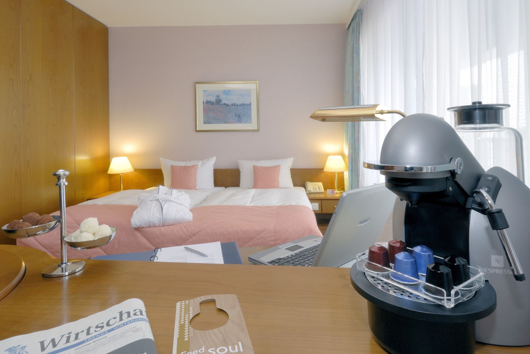 Bedroom 3, Radisson Blu Hotel, Cottbus, Cottbus