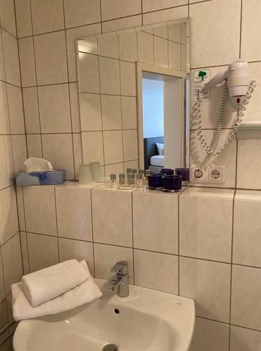 Bathroom 4, Hotel Gloria, Städteregion Aachen