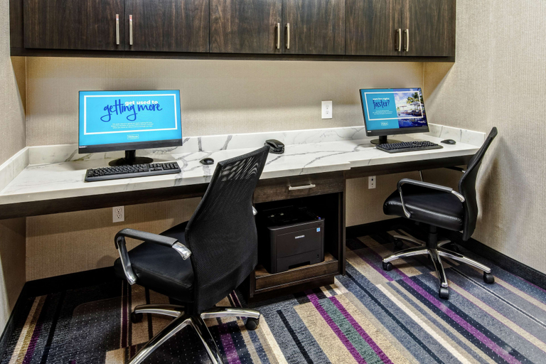 Others 5, Hampton Inn Fresno Airport, Fresno