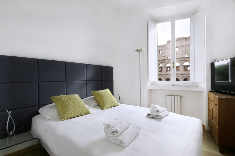 Bedroom 4, Magia at Colosseum, Roma