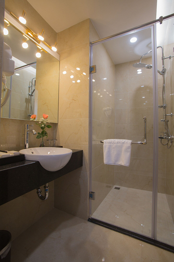 Bathroom 4, Spring Hotel Hanoi, Cầu Giấy