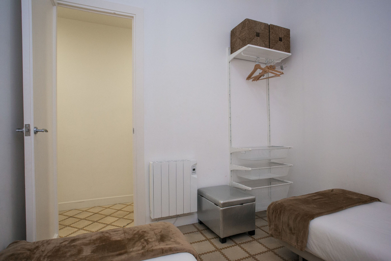 Bedroom 3, Beautiful Sagrada Familia Apartment, Barcelona