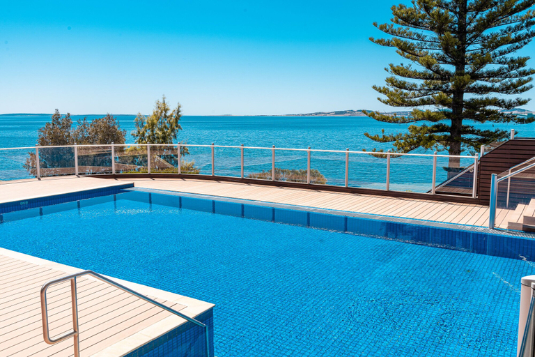 Sport & Beauty 2, The Port Lincoln Hotel, Port Lincoln