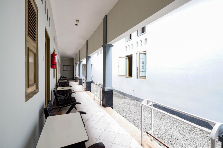 Others 5, Super OYO 2436 Hotel Kencana, Tegal
