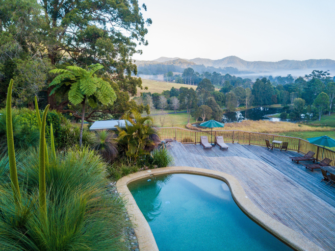 Sport & Beauty 2, Friday Creek Retreat, Coffs Harbour - Pt B