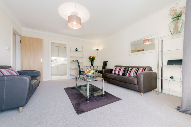Others 5, Roomspace Apartments -Cascades Court, London