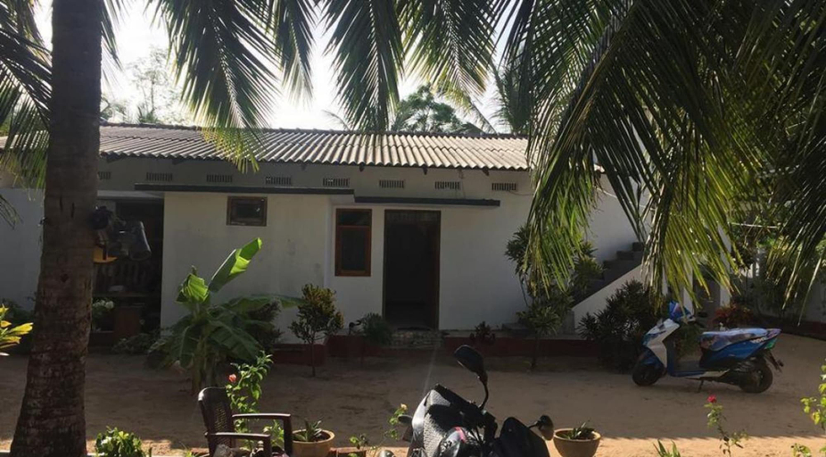 Exterior & Views 2, onelove hostel, Trincomalee Town and Gravets